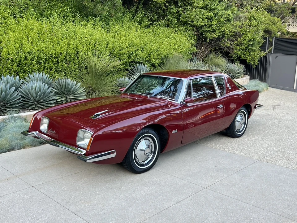 1964 Studebaker Avanti - Image 5 of 31