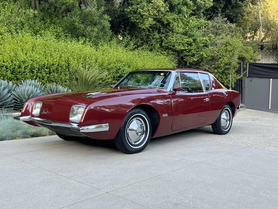 1964 Studebaker Avanti - Image 3 of 31