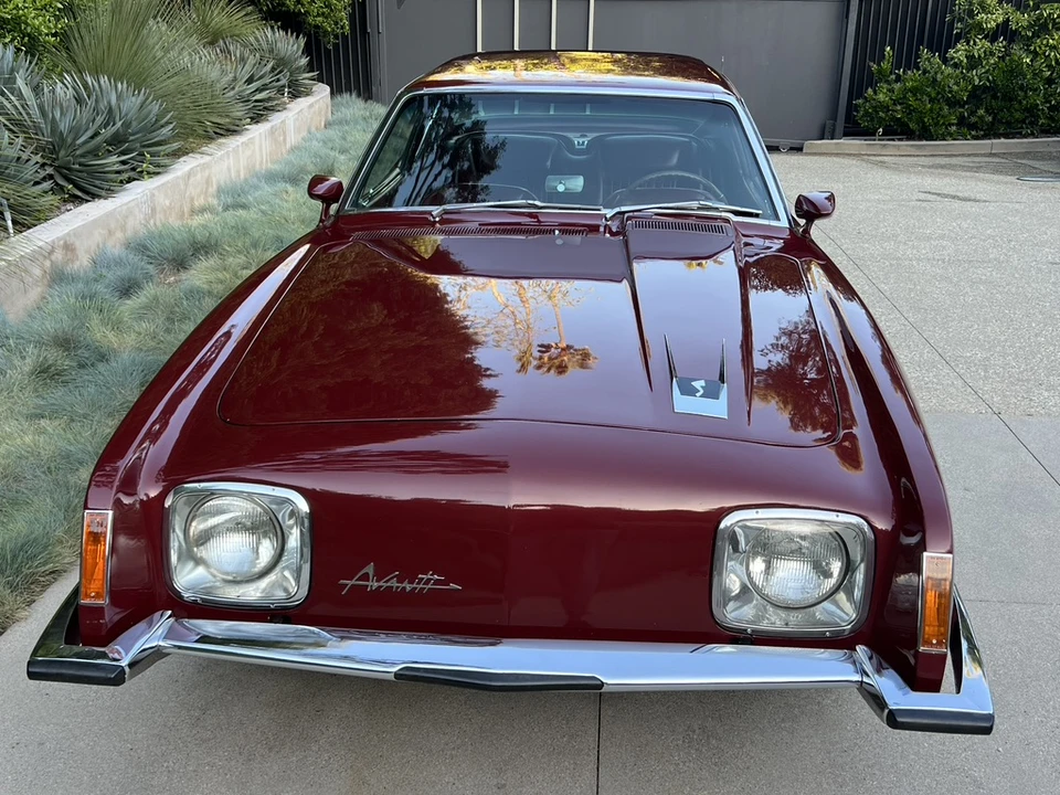 1964 Studebaker Avanti - Image 20 of 31