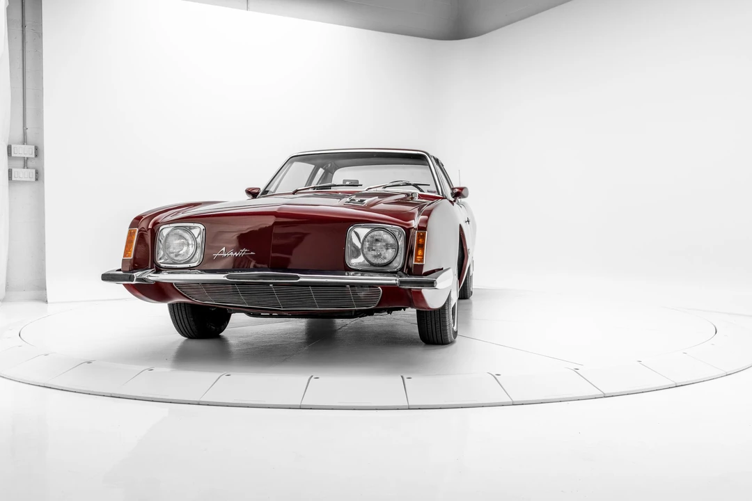 1964 Studebaker Avanti - Image 28 of 31