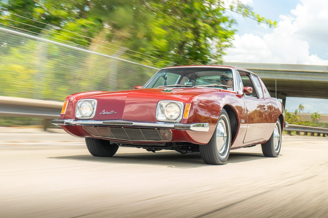 1964 Studebaker Avanti - Image 2 of 31