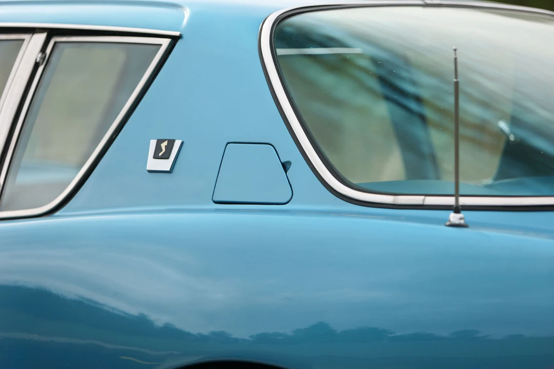 1964 Studebaker Avanti - Image 13 of 31