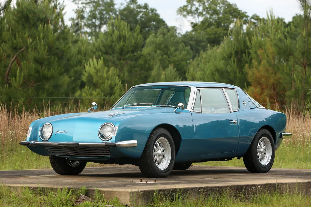 1964 Studebaker Avanti - Image 2 of 31