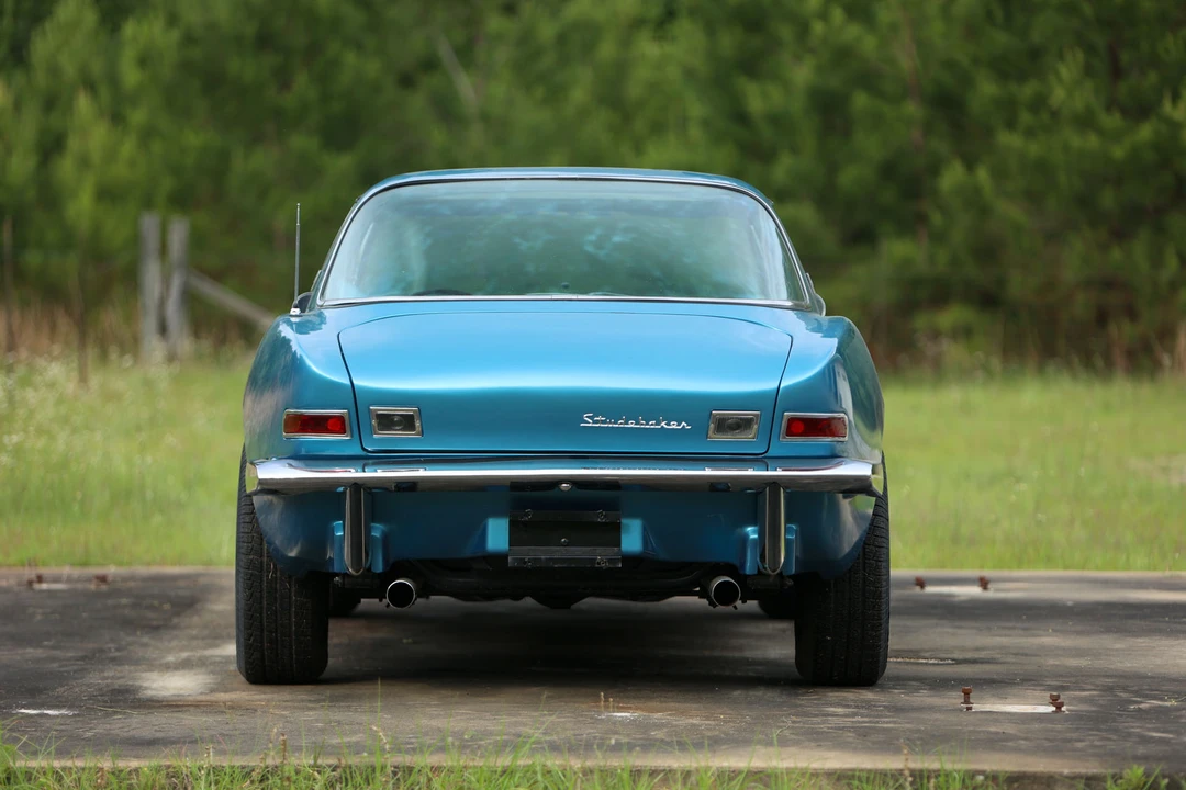 1964 Studebaker Avanti - Image 22 of 31