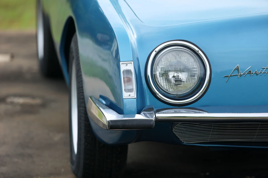 1964 Studebaker Avanti - Image 28 of 31