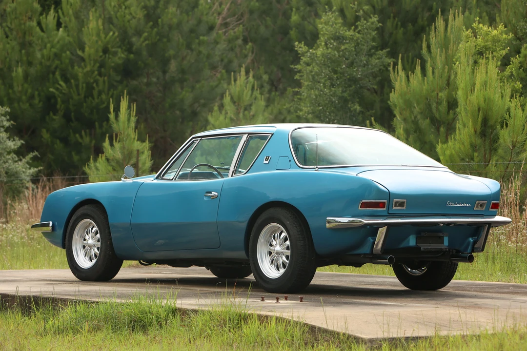 1964 Studebaker Avanti - Image 5 of 31