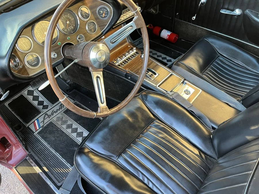 1964 Studebaker Avanti - Image 4 of 7