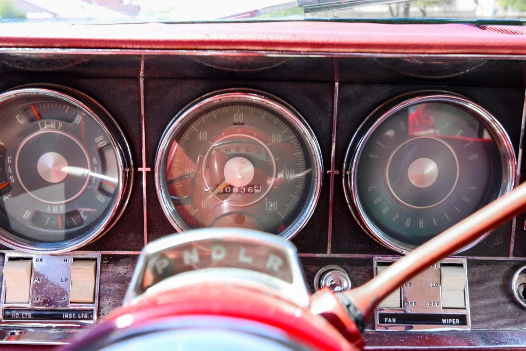 1964 Studebaker Commander - Image 23 of 31