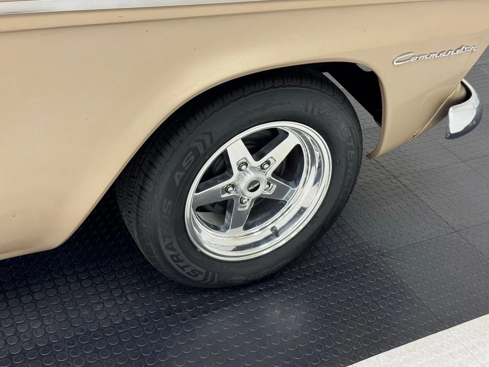 1964 Studebaker Commander - Image 22 of 31