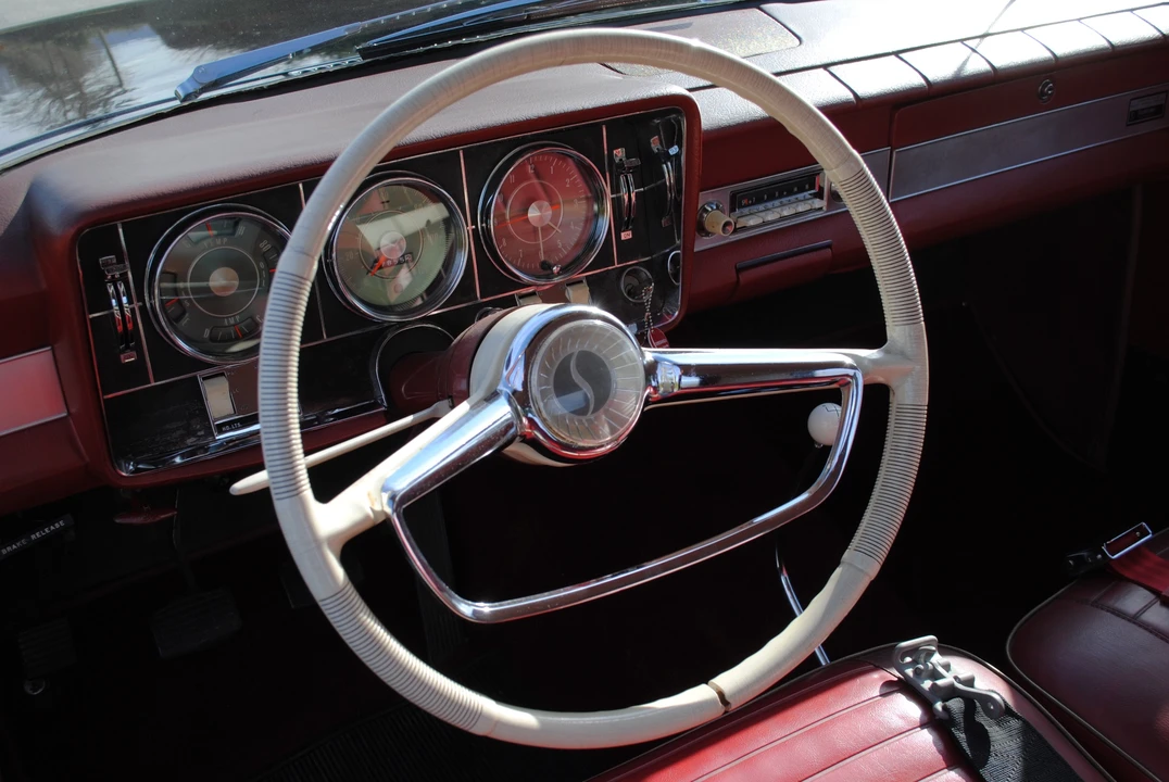 1964 Studebaker Commander - Image 17 of 31