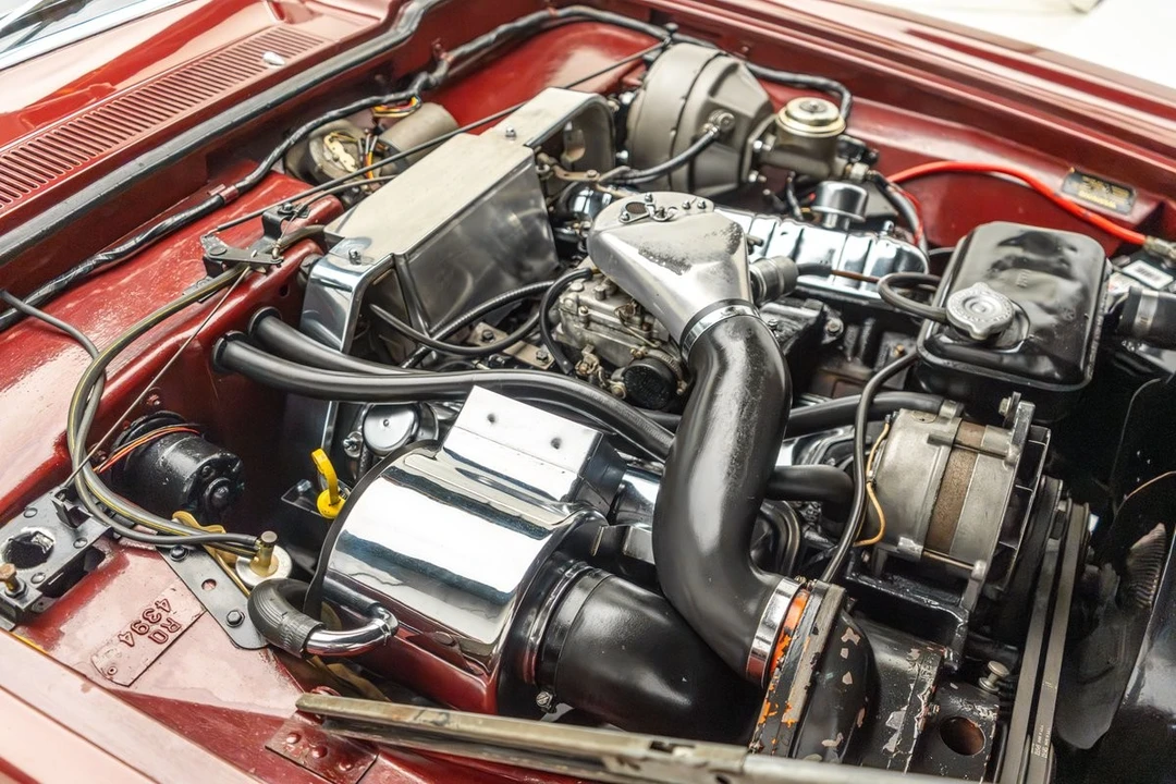1964 Studebaker Avanti - Image 15 of 21