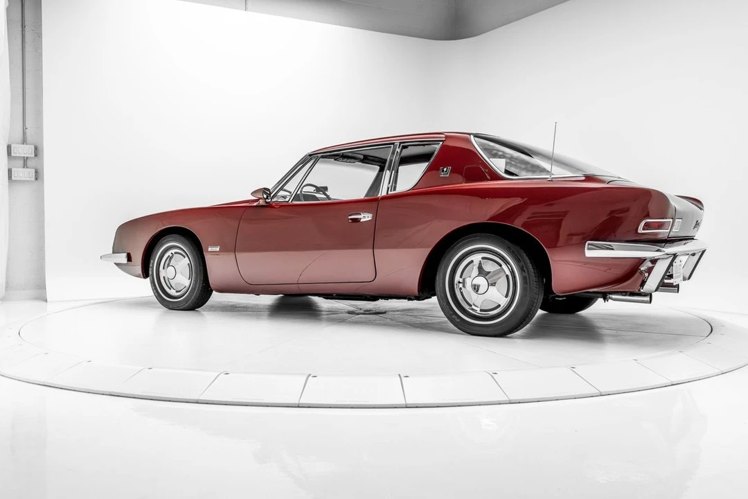 1964 Studebaker Avanti - Image 6 of 21