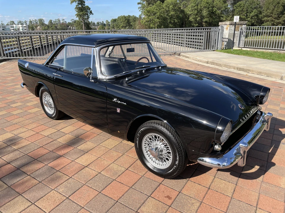 1964 Sunbeam Alpine Series IV - Image 2 of 31