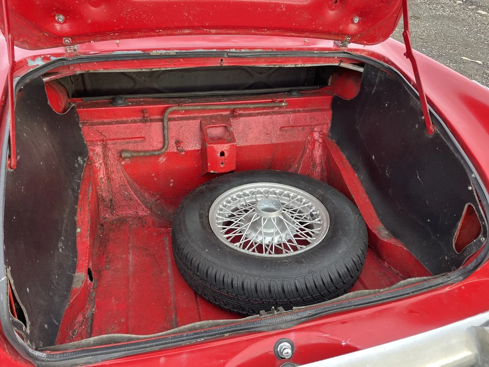 1964 Sunbeam Alpine Series IV - Image 29 of 30