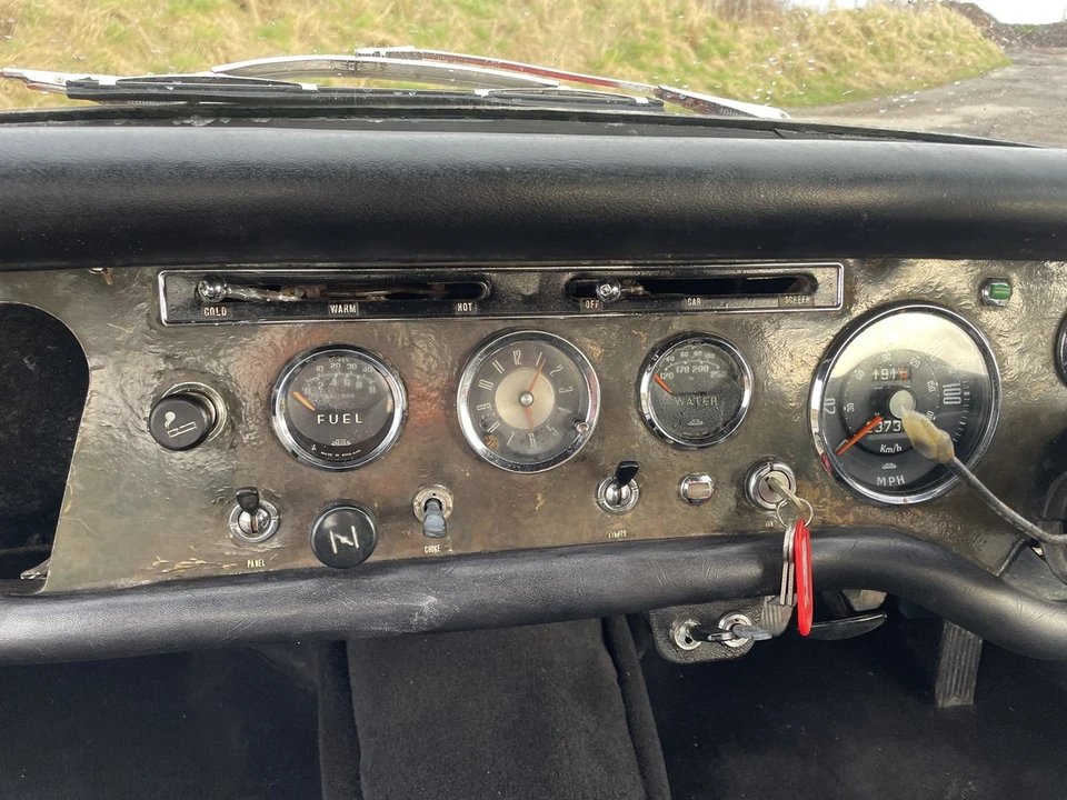 1964 Sunbeam Alpine Series IV - Image 25 of 30