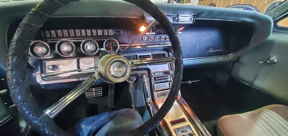 1964 Ford Thunderbird 4th Gen - Image 10 of 10