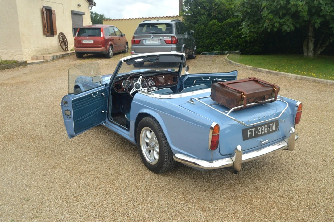 1964 Triumph TR4 - Image 10 of 30