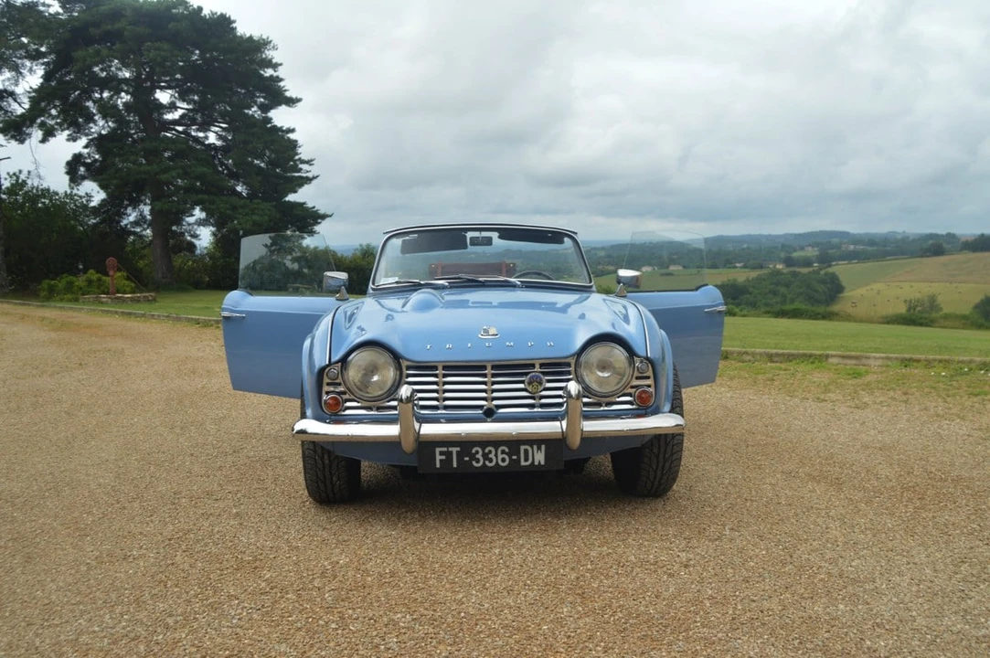 1964 Triumph TR4 - Image 16 of 30
