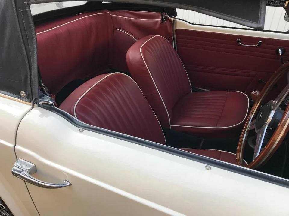 1964 Triumph TR4 - Image 7 of 11