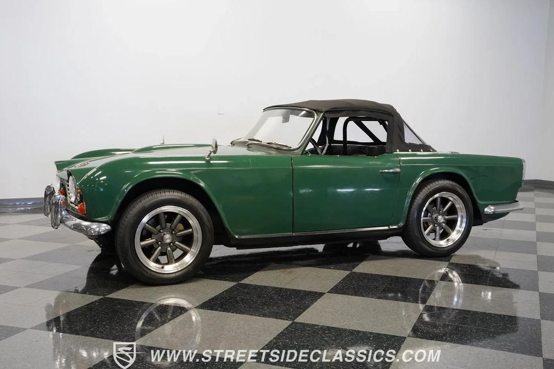 1964 Triumph TR4 - Image 7 of 12