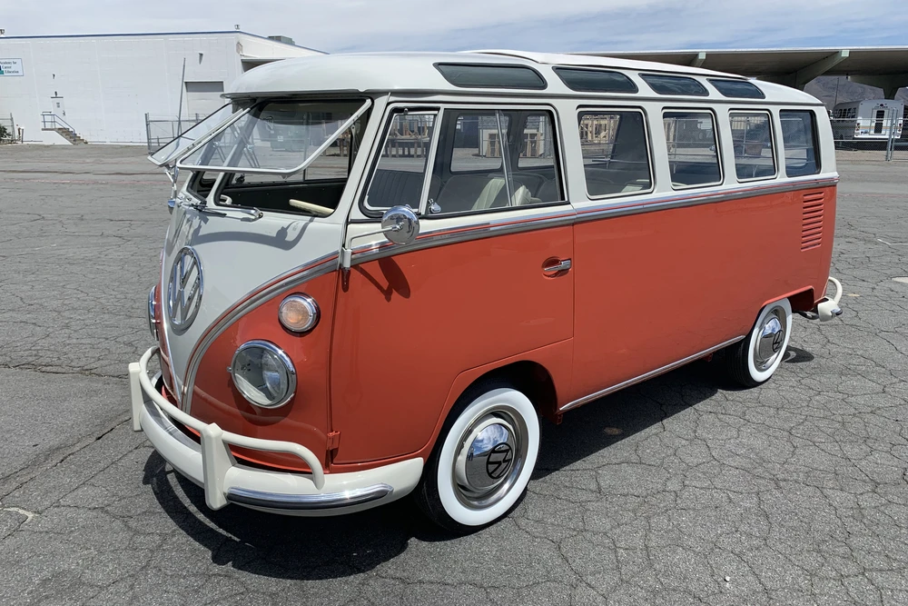 1964 Volkswagen Split-Window Bus - Image 8 of 11