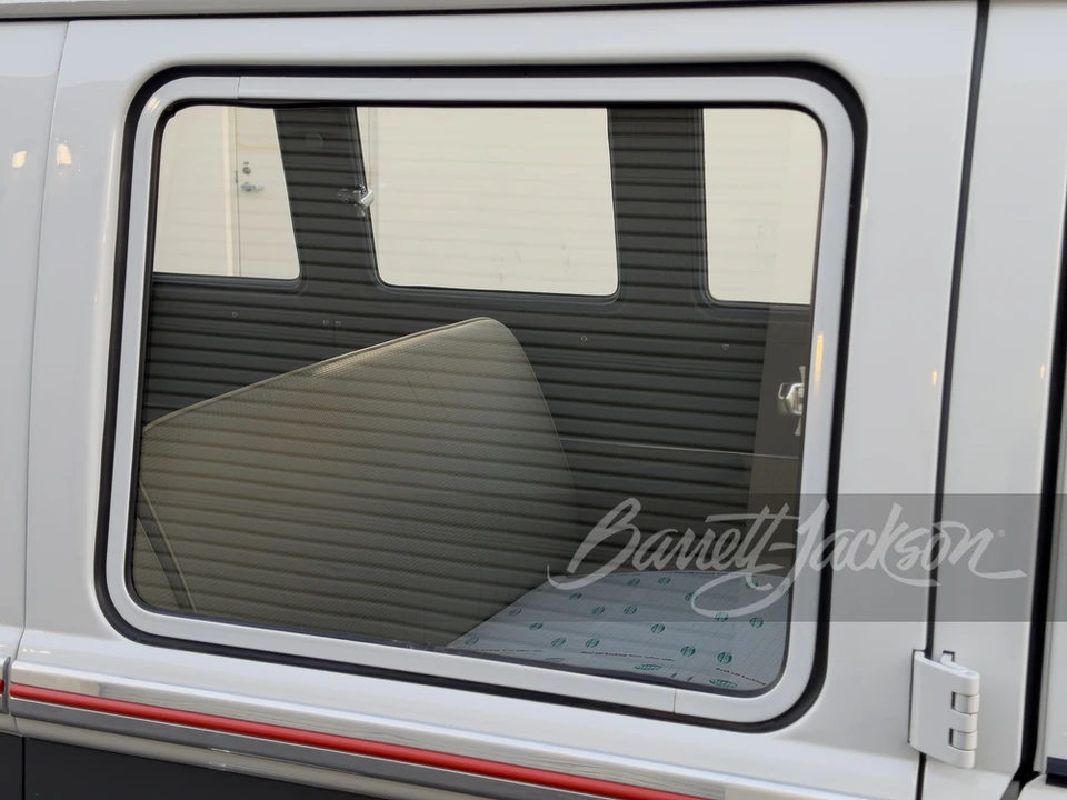 1964 Volkswagen Split-Window Bus - Image 20 of 31