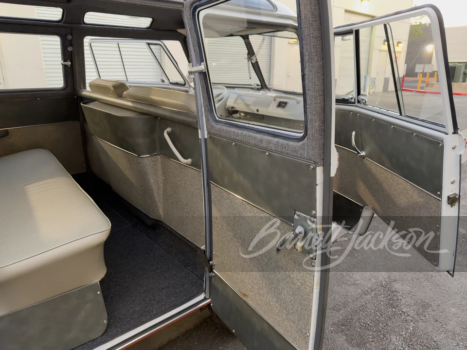 1964 Volkswagen Split-Window Bus - Image 14 of 31
