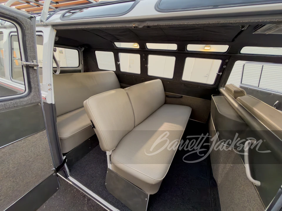 1964 Volkswagen Split-Window Bus - Image 24 of 31
