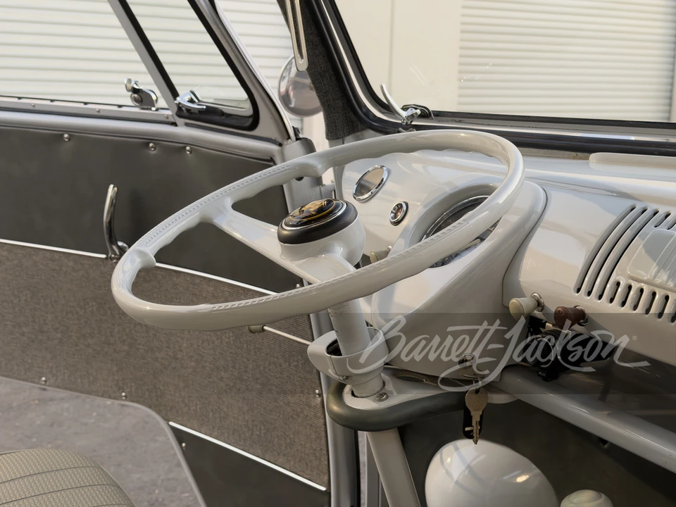 1964 Volkswagen Split-Window Bus - Image 9 of 31