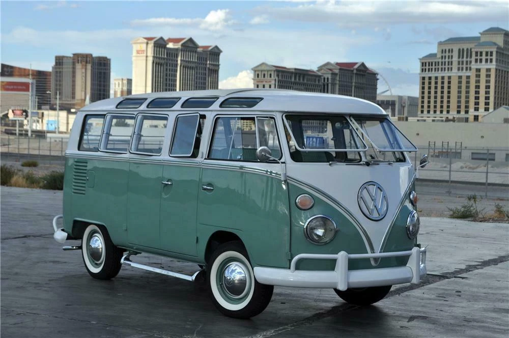 1964 Volkswagen Split-Window Bus - Image 2 of 5