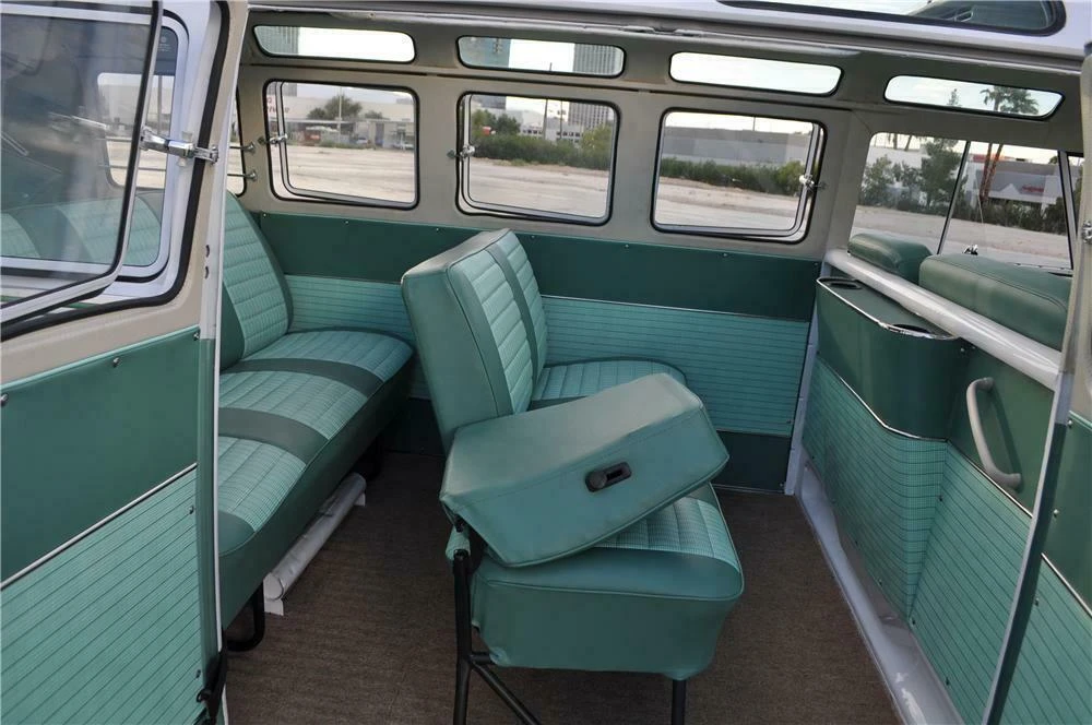 1964 Volkswagen Split-Window Bus - Image 4 of 5