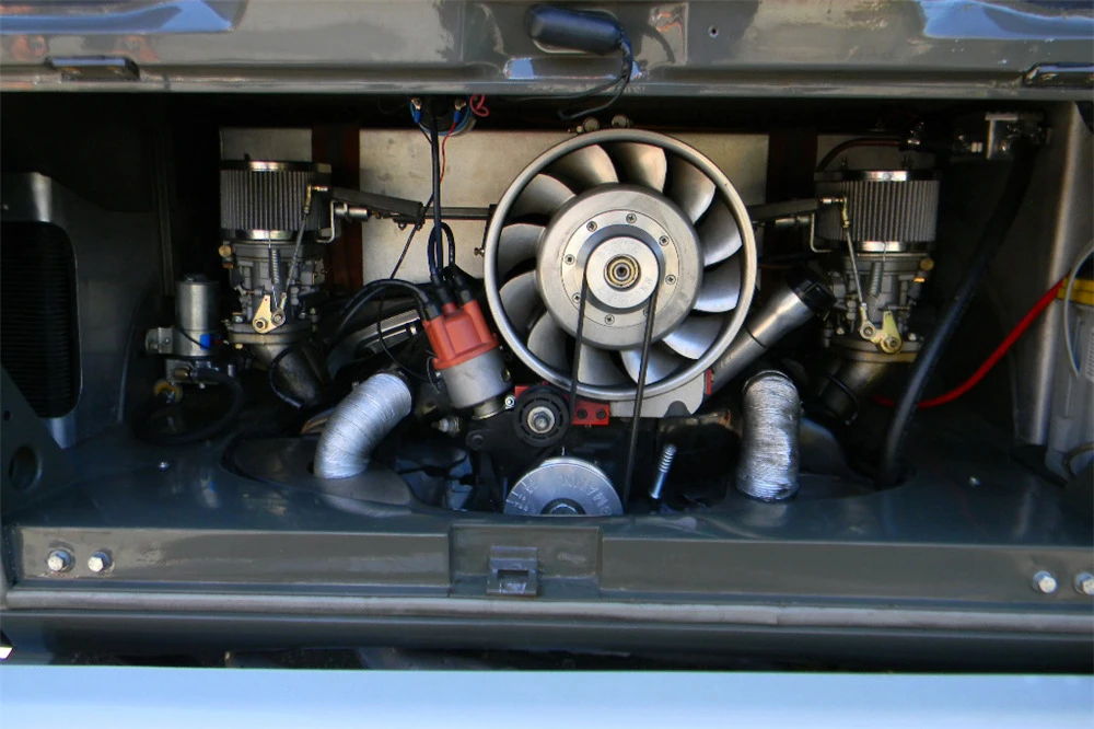 1964 Volkswagen Split-Window Bus - Image 3 of 8