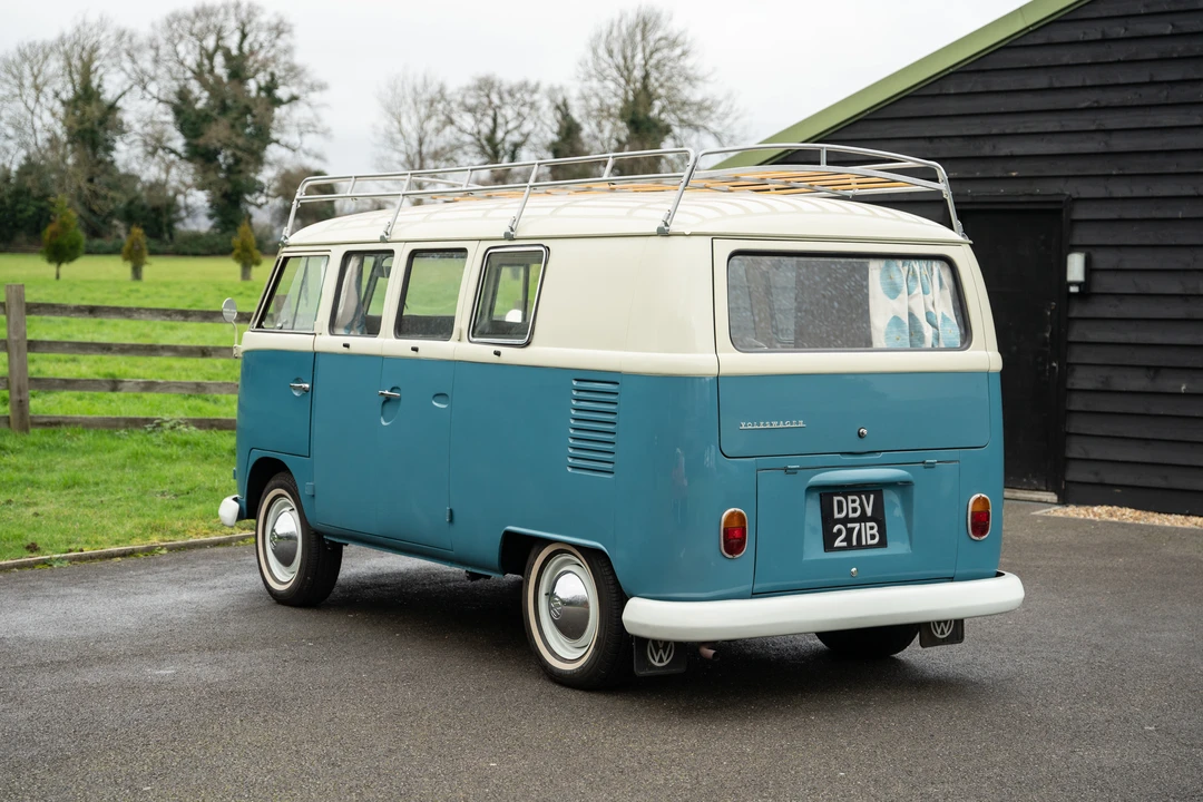 1964 Volkswagen Split-Window Camper - Image 6 of 31