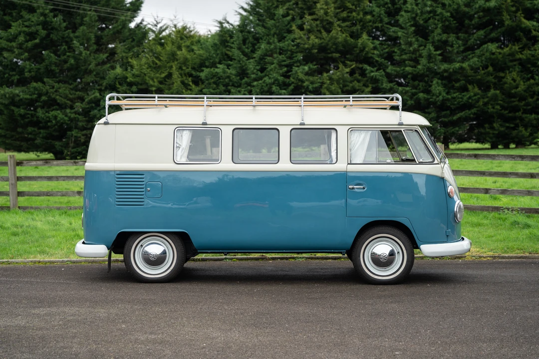 1964 Volkswagen Split-Window Camper - Image 9 of 31