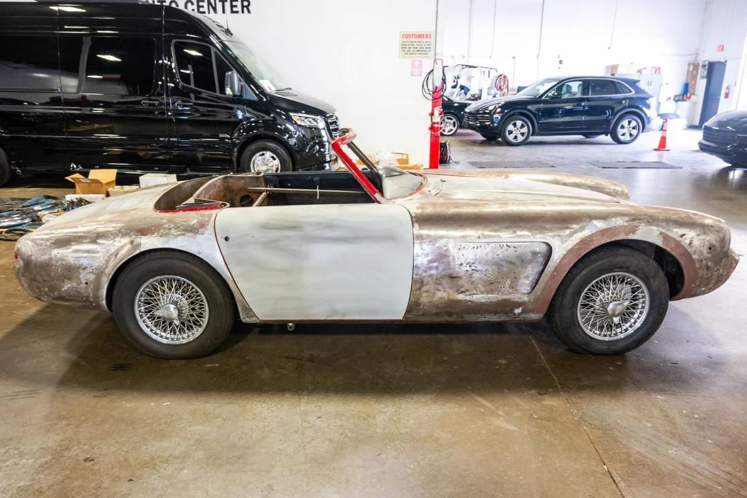 1964 Apollo - Image 7 of 31