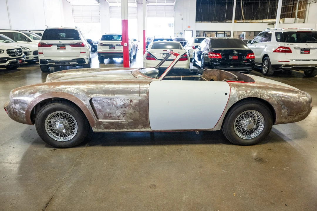 1964 Apollo - Image 2 of 31