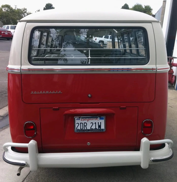1964 Volkswagen Split-Window Bus - Image 2 of 8