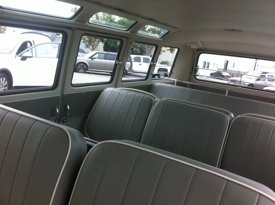 1964 Volkswagen Split-Window Bus - Image 4 of 8