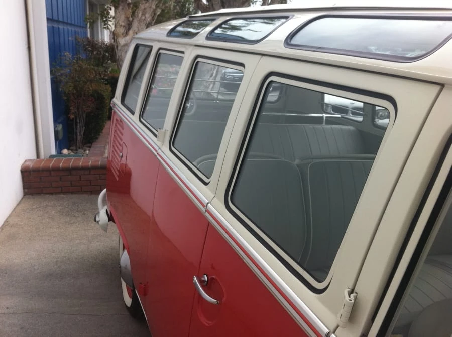 1964 Volkswagen Split-Window Bus - Image 6 of 8