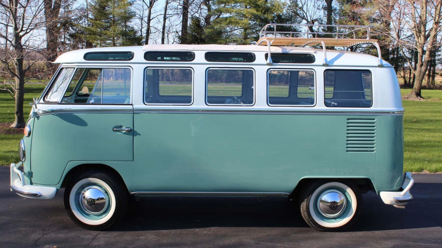 1964 Volkswagen Split-Window Bus - Image 2 of 12