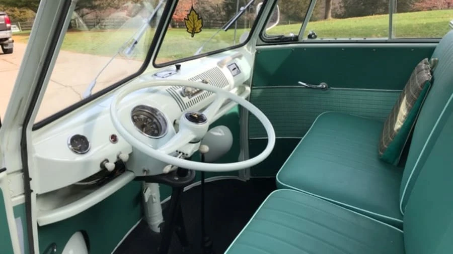 1964 Volkswagen Split-Window Bus - Image 3 of 10