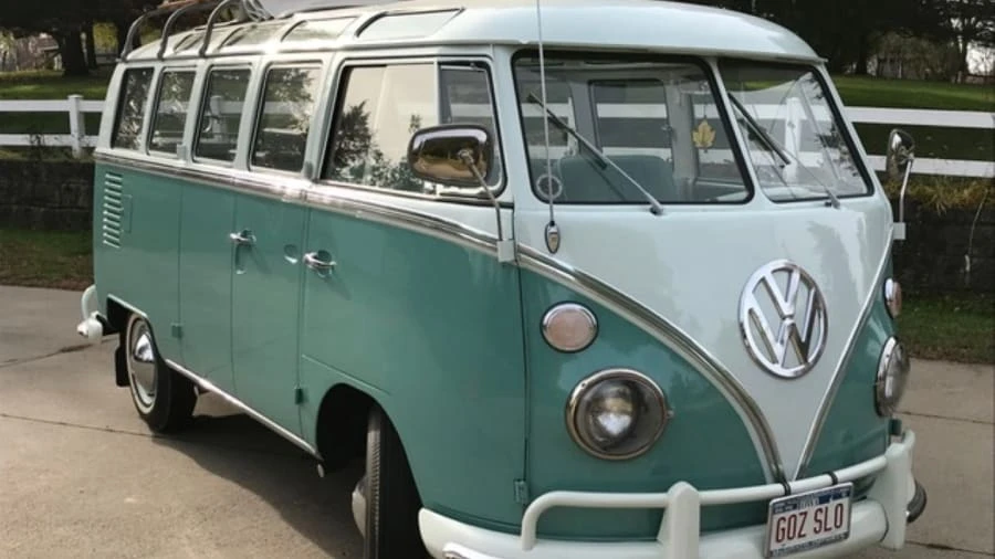 1964 Volkswagen Split-Window Bus - Image 10 of 10