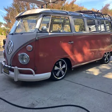 1964 Volkswagen 21 Window Bus
