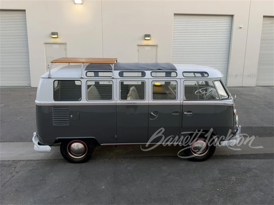1964 Volkswagen Split-Window Bus - Image 2 of 5