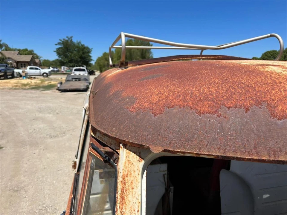 1964 Volkswagen Split-Window Bus - Image 4 of 31