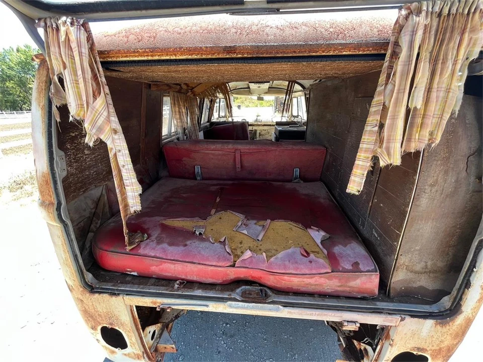 1964 Volkswagen Split-Window Bus - Image 31 of 31