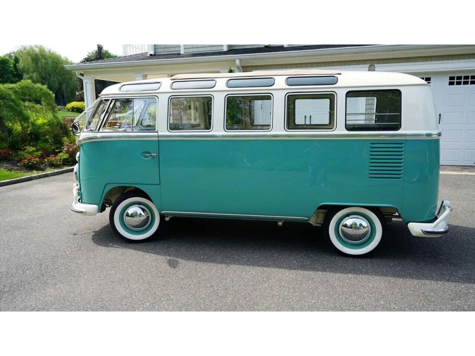 1964 Volkswagen Split-Window Bus - Image 11 of 31