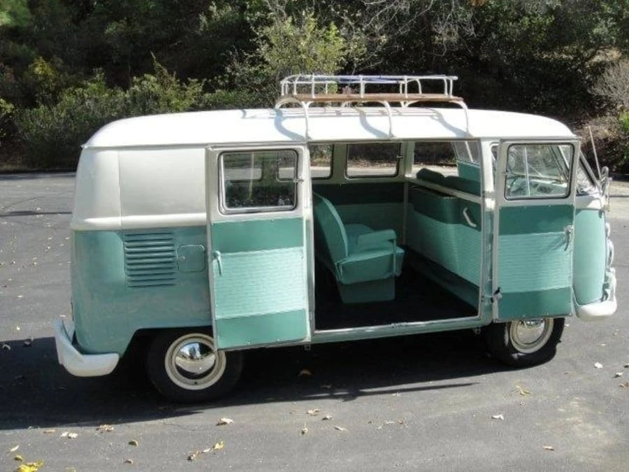 1964 Volkswagen Split-Window Bus - Image 7 of 10