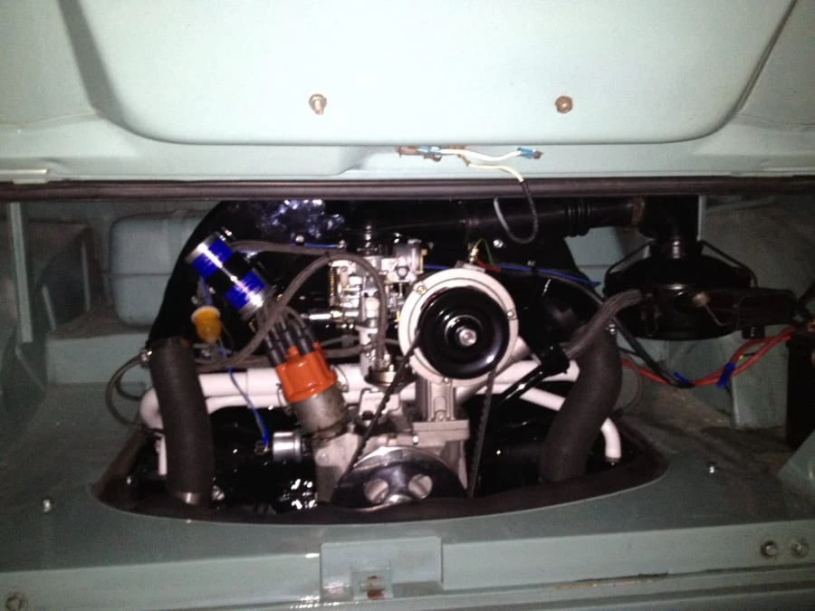 1964 Volkswagen Split-Window Bus - Image 8 of 10
