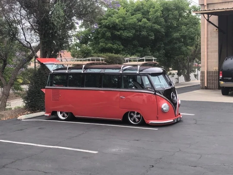1964 Volkswagen Split-Window Bus - Image 4 of 14